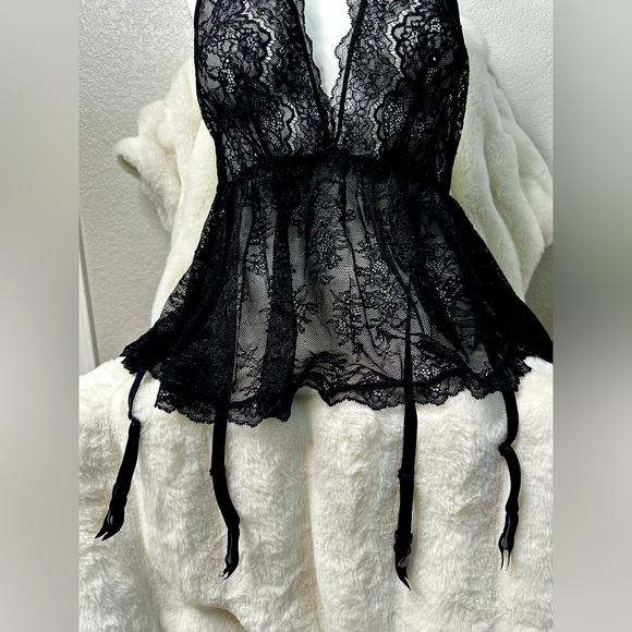 Black Lace teddy - Picture 2 of 2
